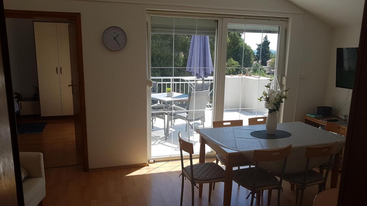 Apartments Luna Sveti Filip i Jakov Eksteriør billede
