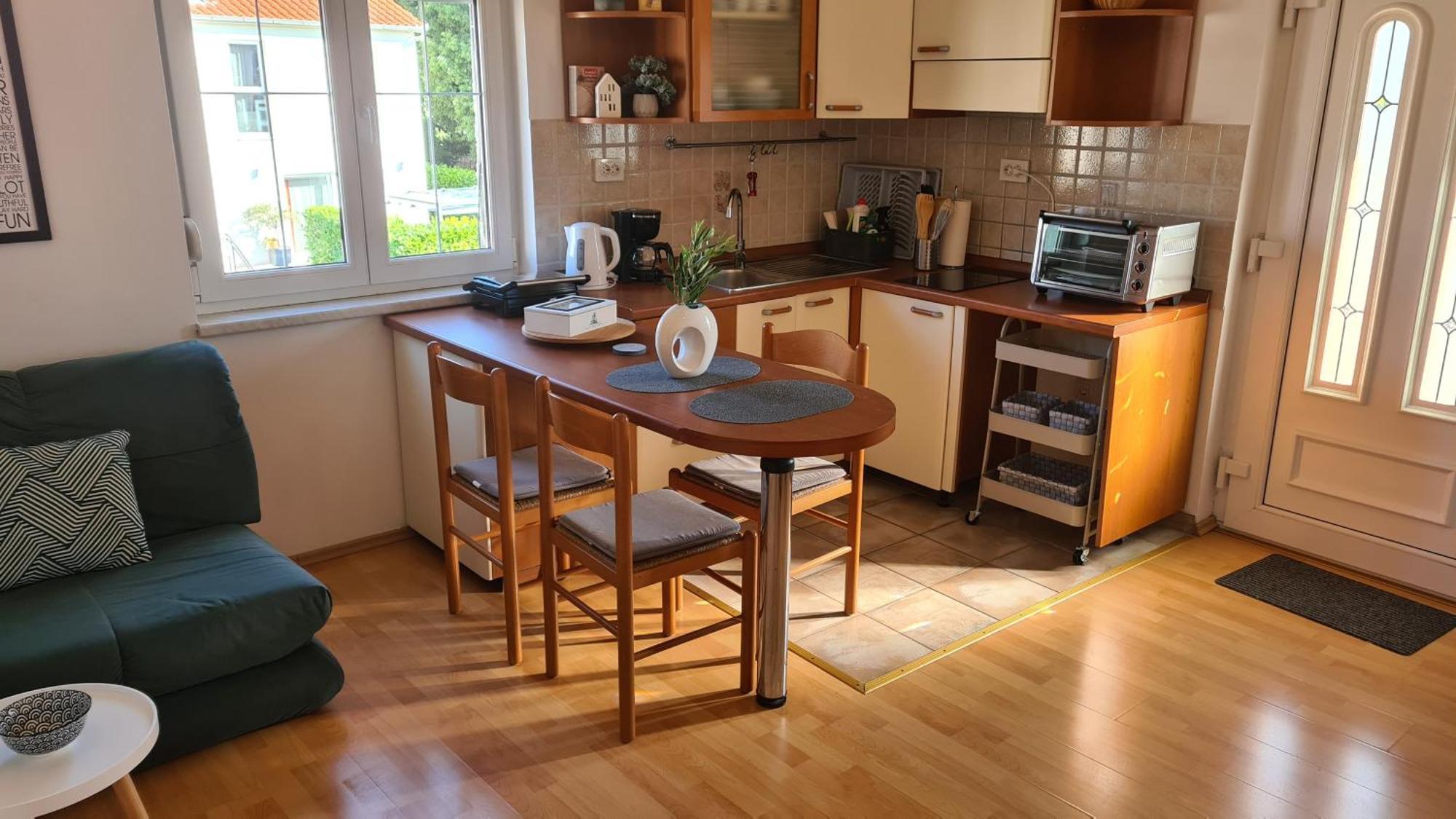 Apartments Luna Sveti Filip i Jakov Eksteriør billede